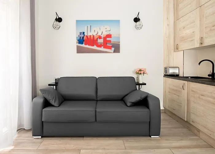 Centre Flat - Modern, Quiet And Brand New *
