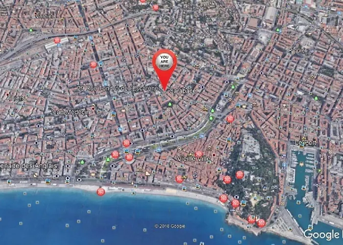 Centre Flat - Modern, Quiet And Brand New *