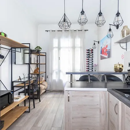 Centre Flat - Modern, Quiet&brand New Nizza